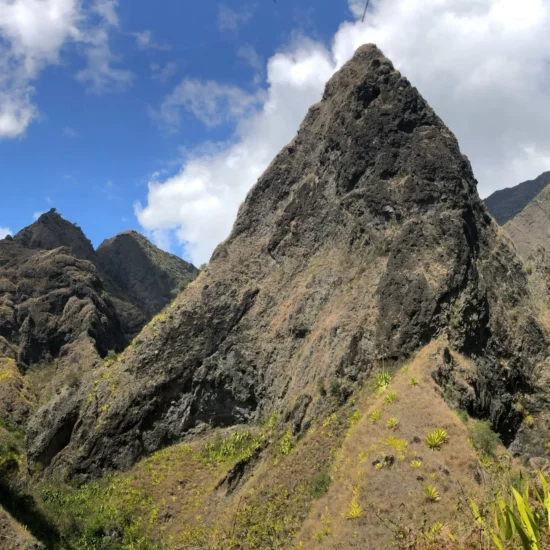 vue sur les montagnes de l ile de la réunion