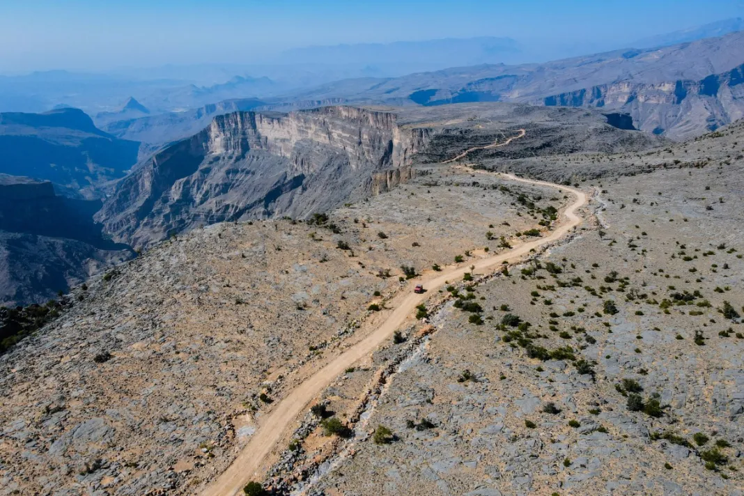 Le grand canyone d'Oman - Jebel Shams, route du désert